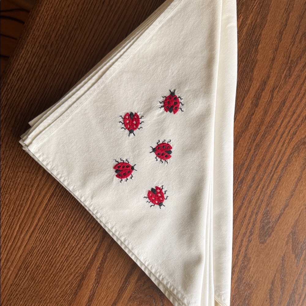 Embroidered Ladybug Cotton Napkins Set